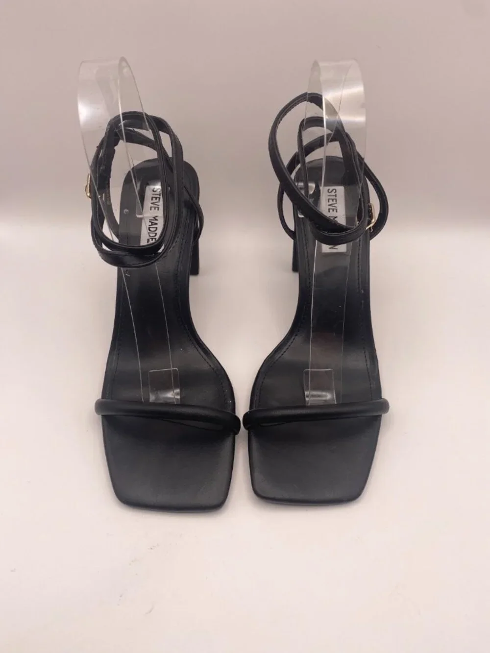 Steve Madden Women Eryka Black Leather Ankle Strap Sandal  Sz 8
